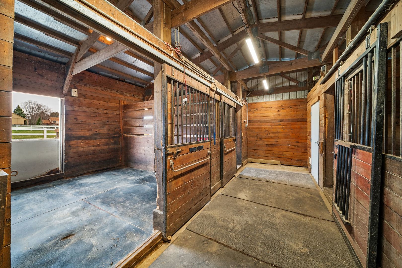 St. Charles, IL 60175