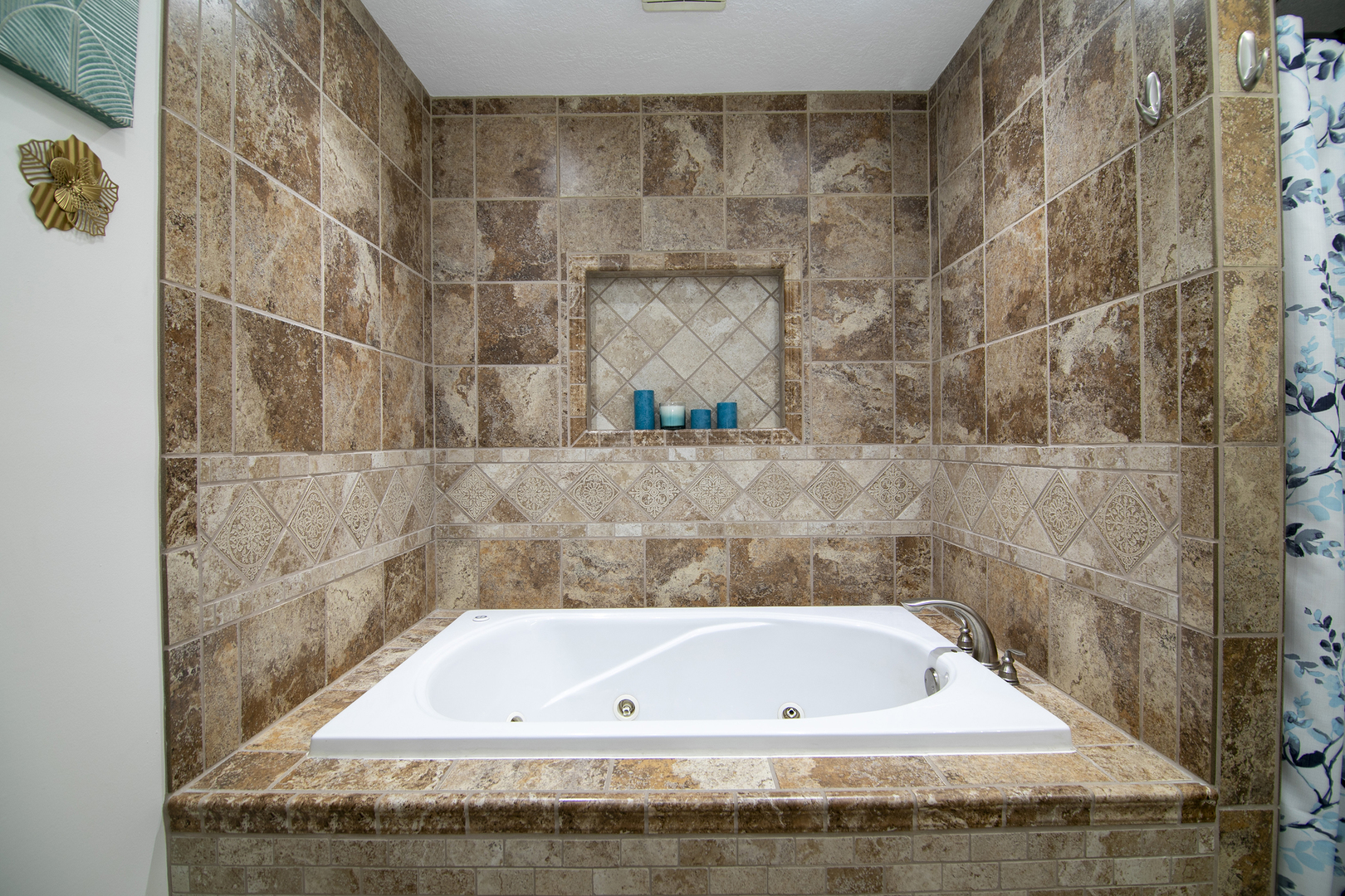 206 Meadows Road South, Bourbonnais, IL 60914