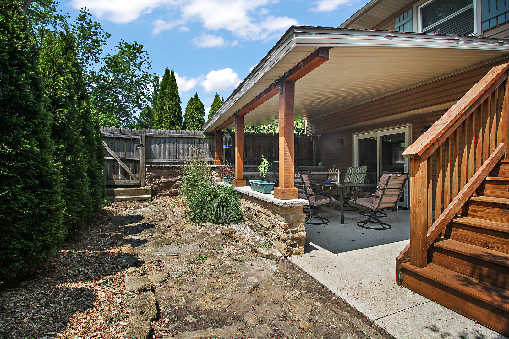 206 Meadows Road South, Bourbonnais, IL 60914