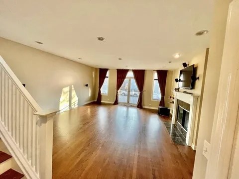 1914 S Morgan Street, Chicago, IL 60608