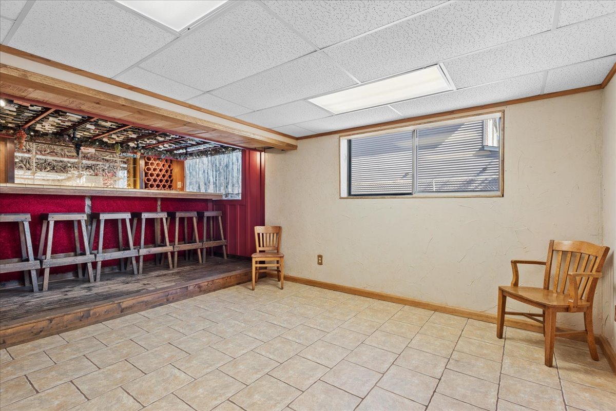 906 E Streamwood Boulevard, Streamwood, IL 60107