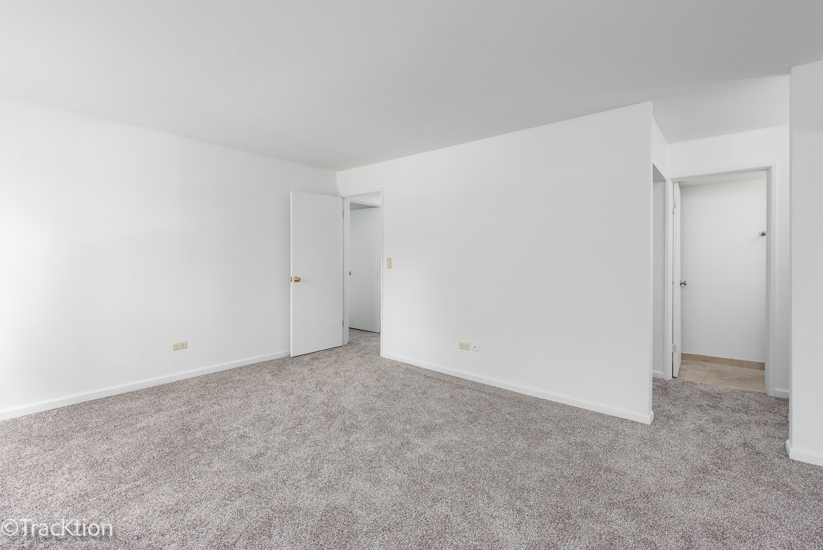 1301 S Finley Road #311, Lombard, IL 60148