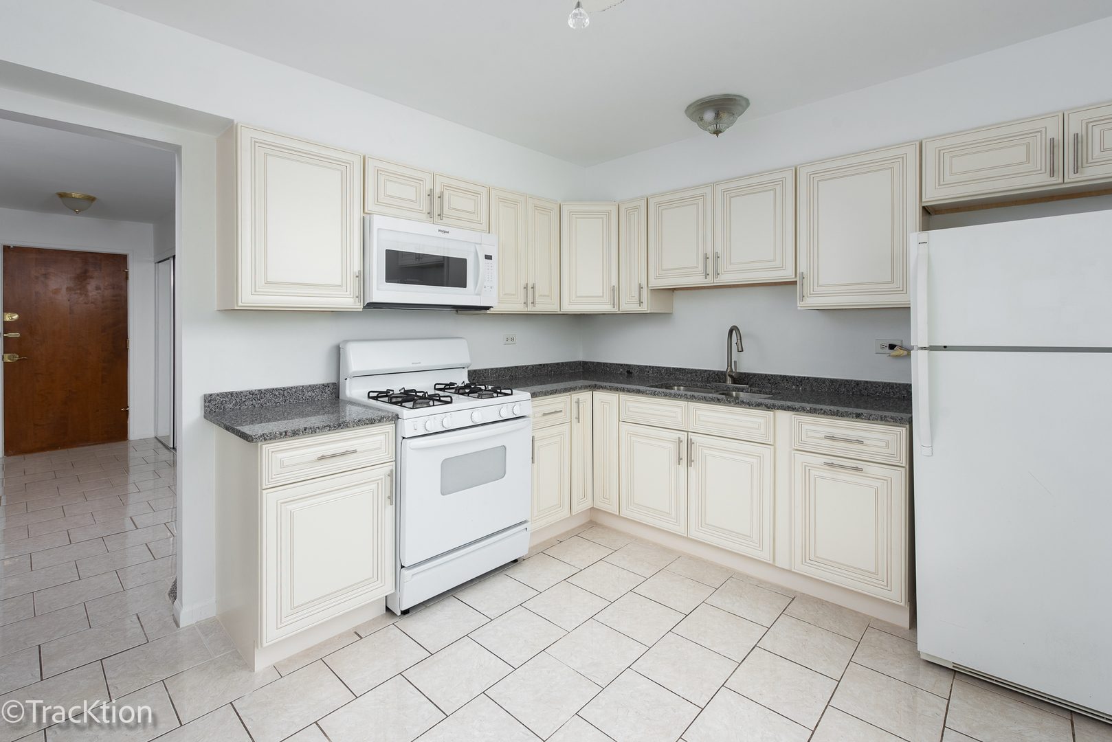 1301 S Finley Road #311, Lombard, IL 60148