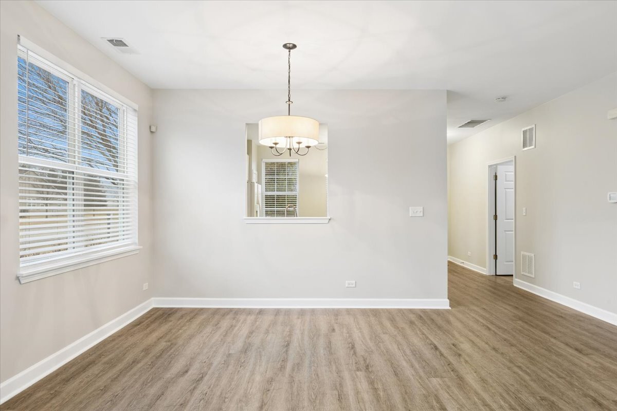 820 Bellevue Circle, Oswego, IL 60543