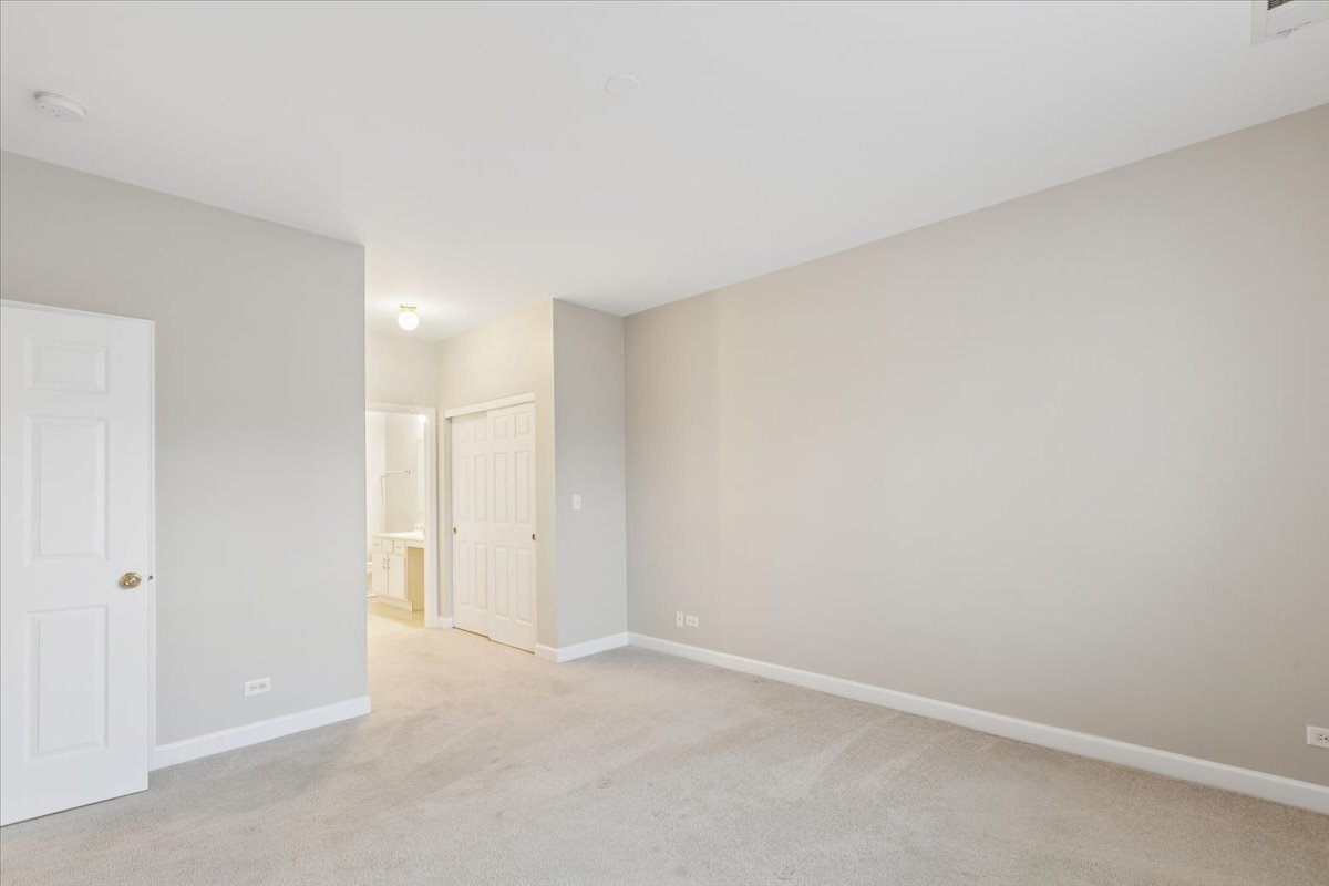 820 Bellevue Circle, Oswego, IL 60543