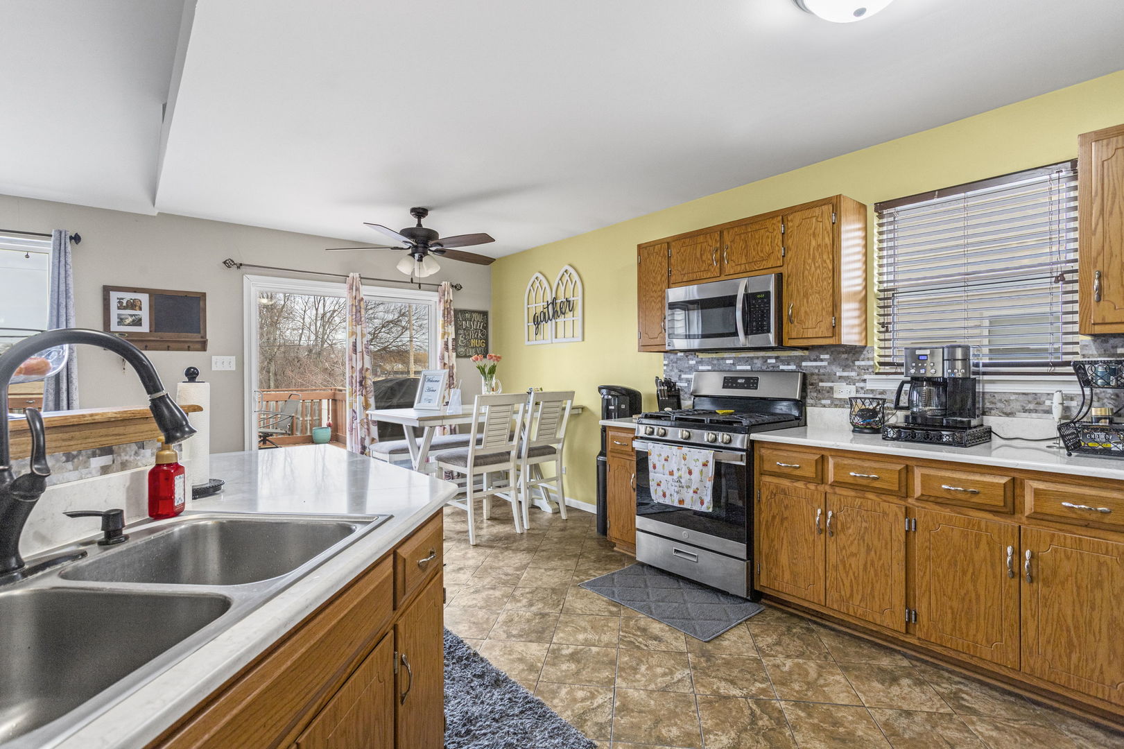 4511 Skylark Lane, Plainfield, IL 60586