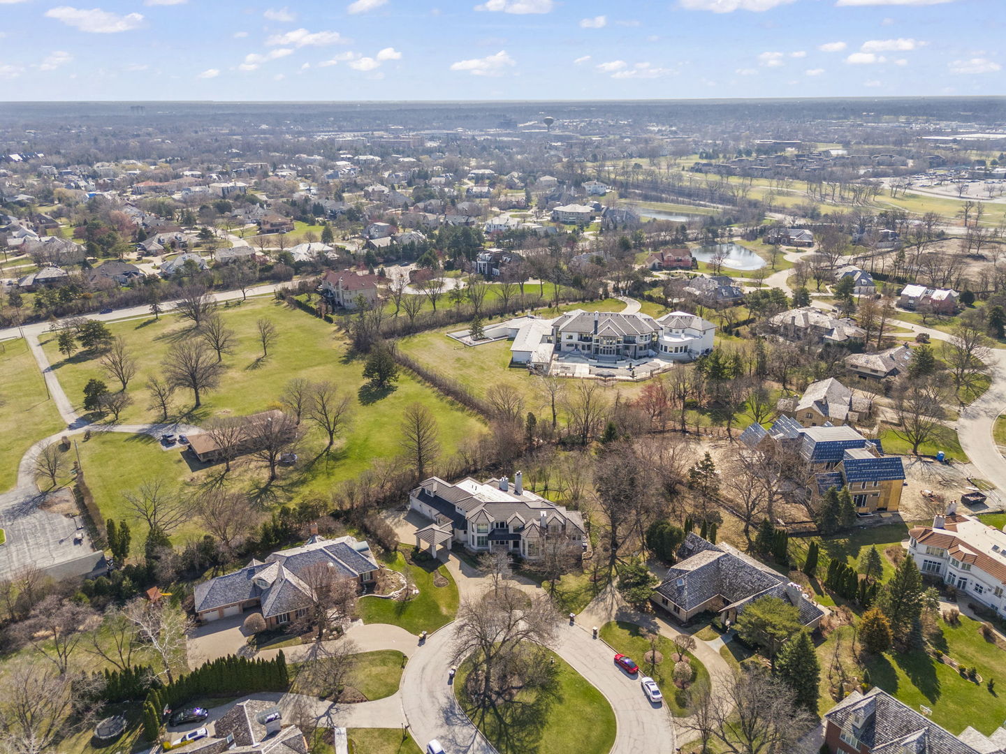 1807 Midwest Club Parkway, Oak Brook, IL 60523