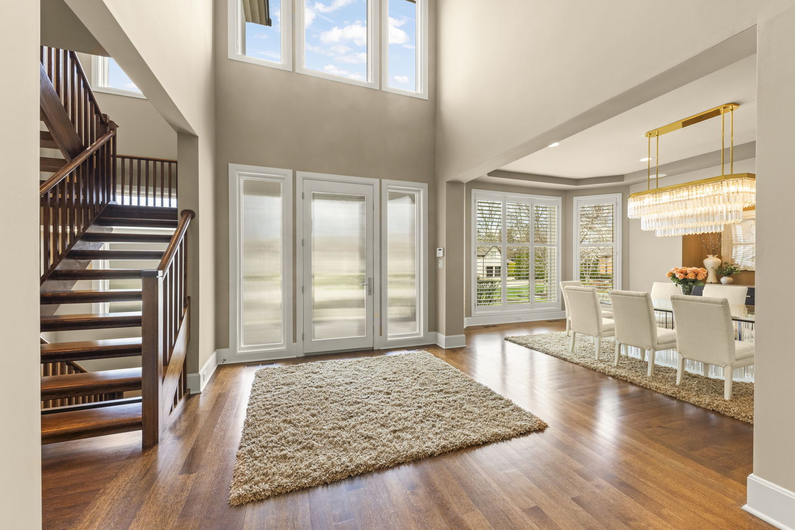 1807 Midwest Club Parkway, Oak Brook, IL 60523