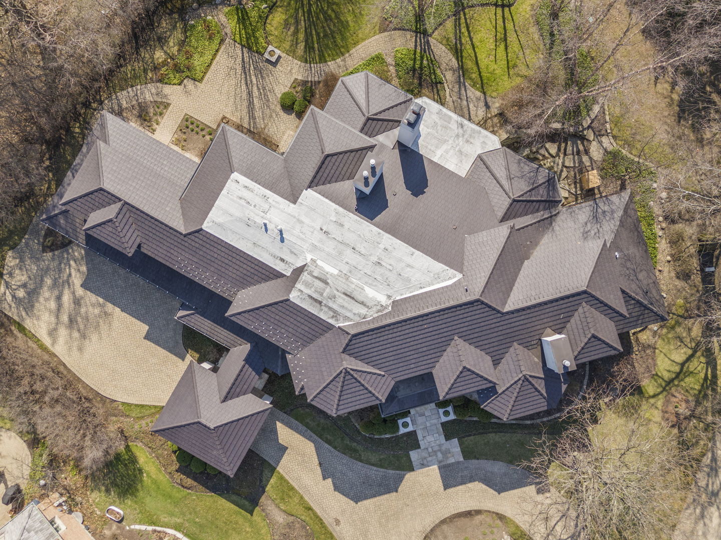 1807 Midwest Club Parkway, Oak Brook, IL 60523