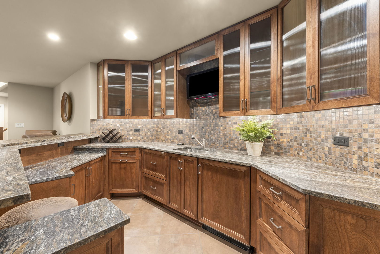 1807 Midwest Club Parkway, Oak Brook, IL 60523