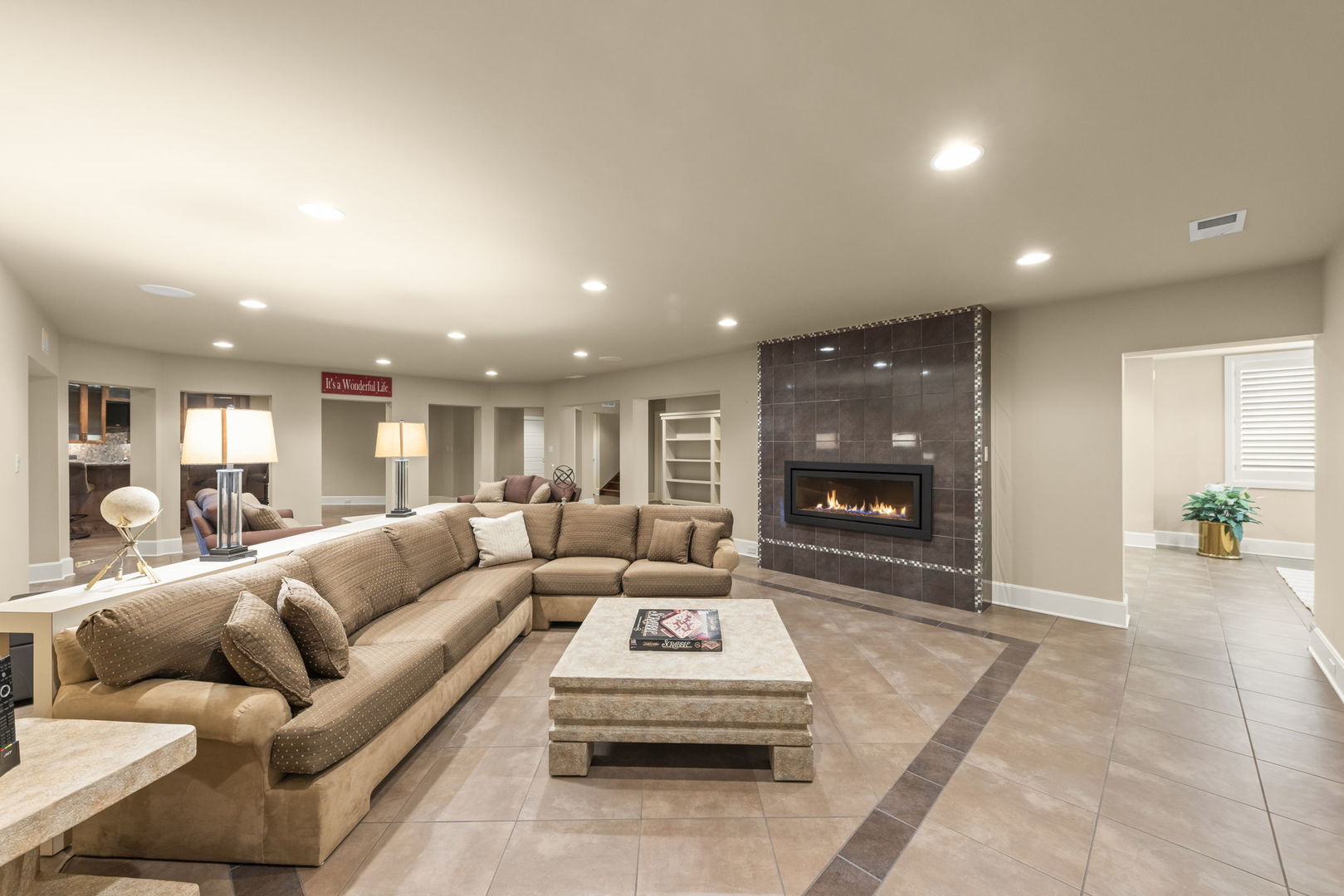 1807 Midwest Club Parkway, Oak Brook, IL 60523