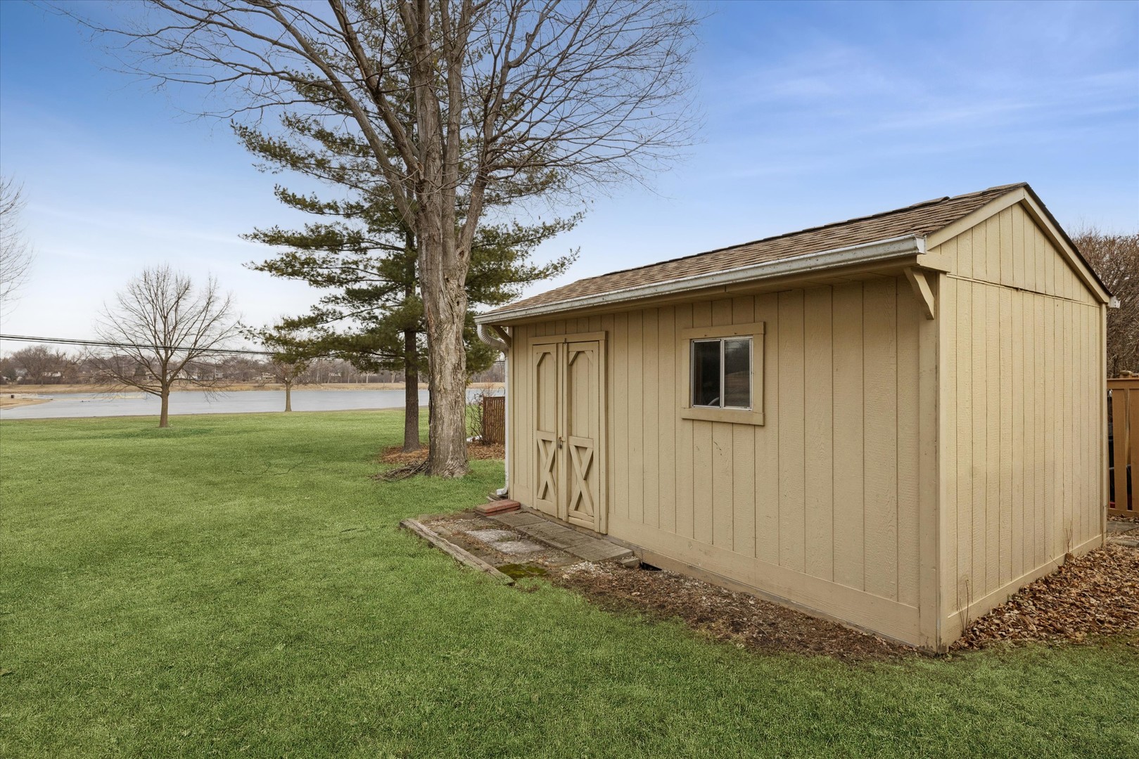 1636 E Jonquil Terrace, Arlington Heights, IL 60004