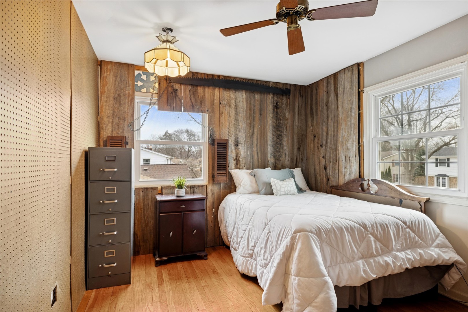 1636 E Jonquil Terrace, Arlington Heights, IL 60004