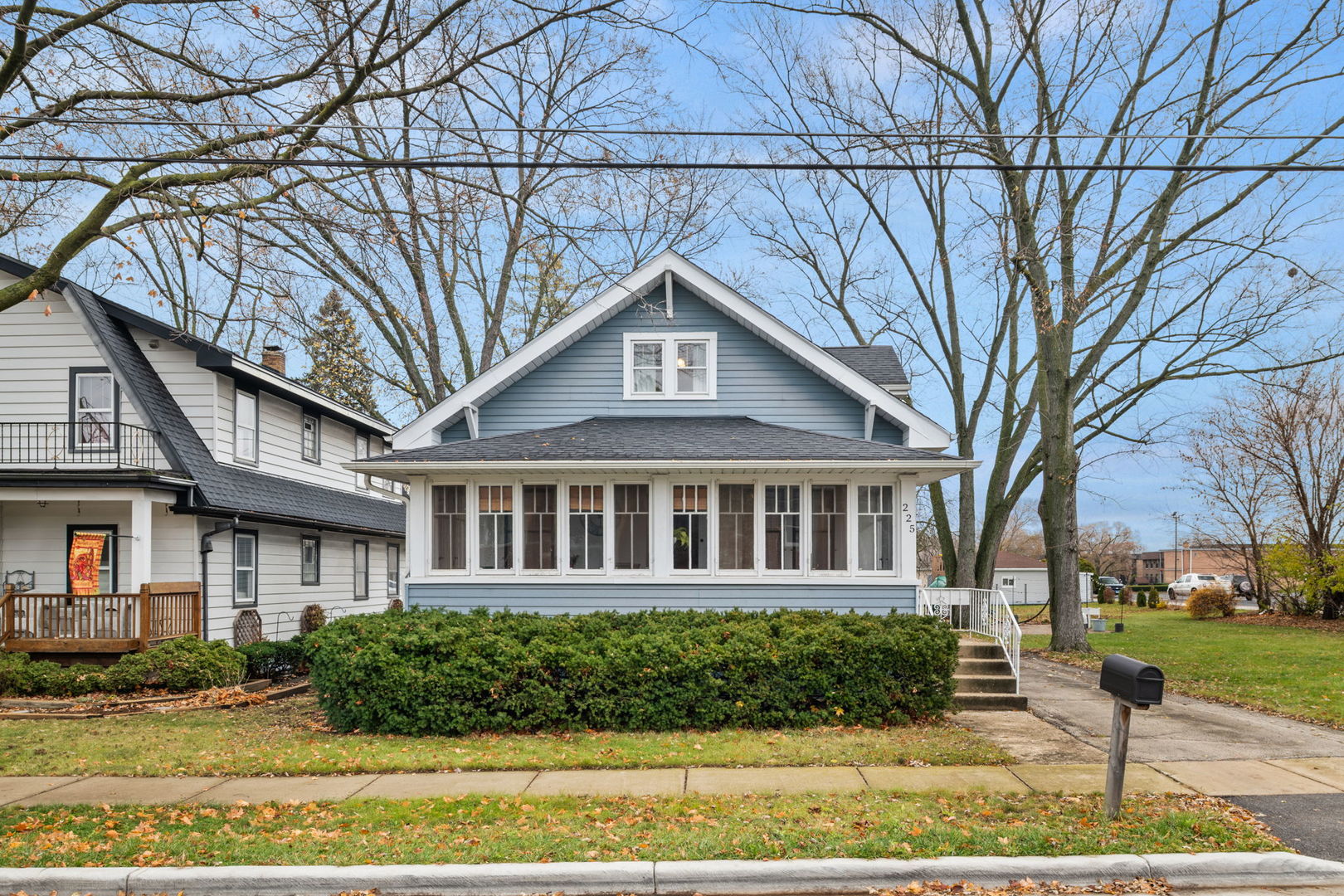 225 N State Street, Addison, IL 60101