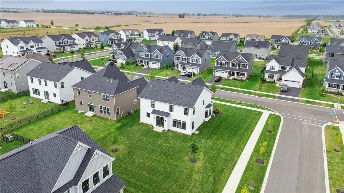 15339 S Sawgrass Circle, Plainfield, IL 60544