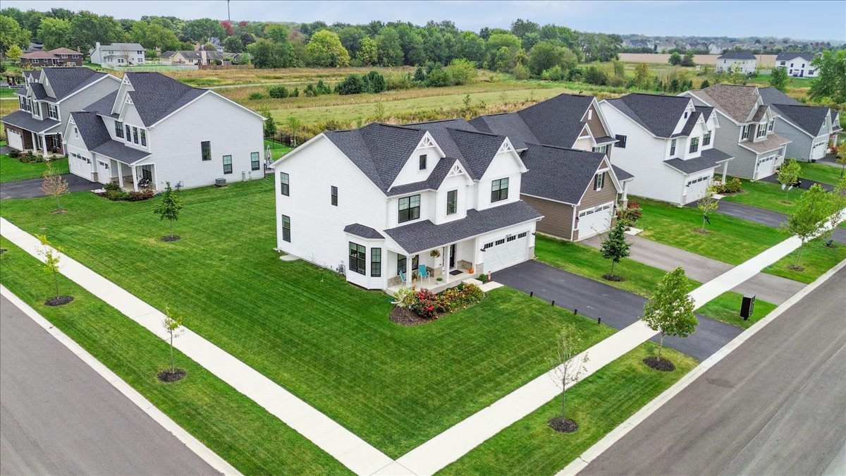 15339 S Sawgrass Circle, Plainfield, IL 60544