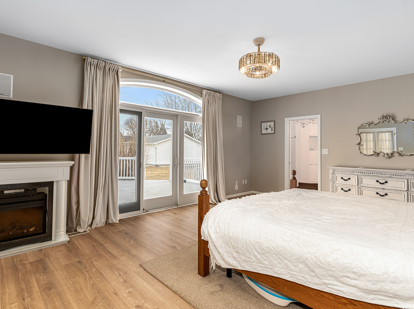 107 W North Street, Gardner, IL 60424