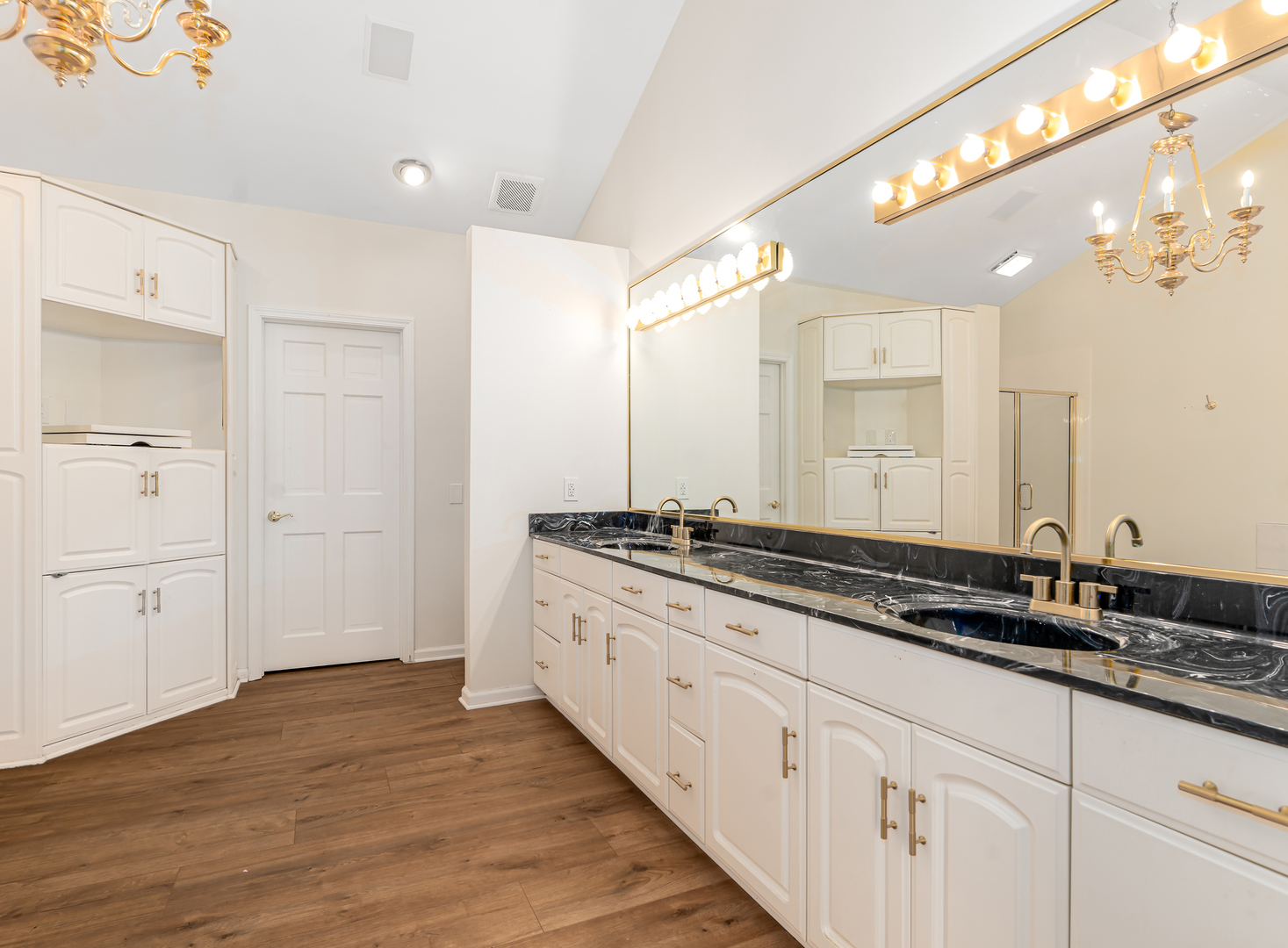 107 W North Street, Gardner, IL 60424