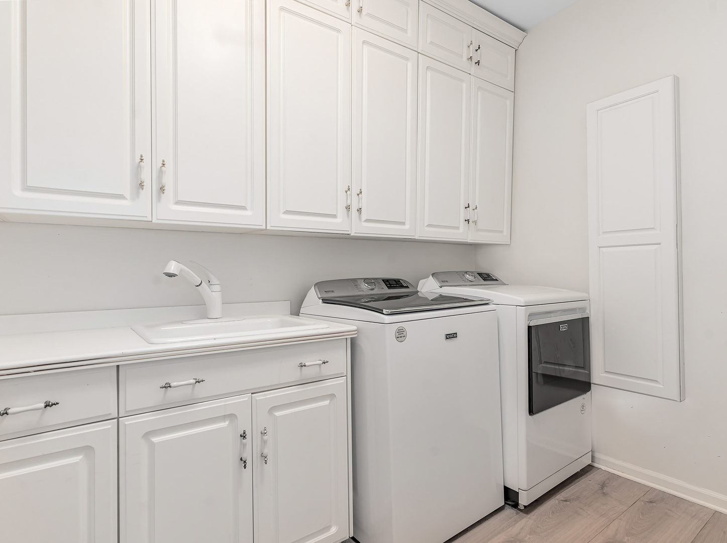 107 W North Street, Gardner, IL 60424