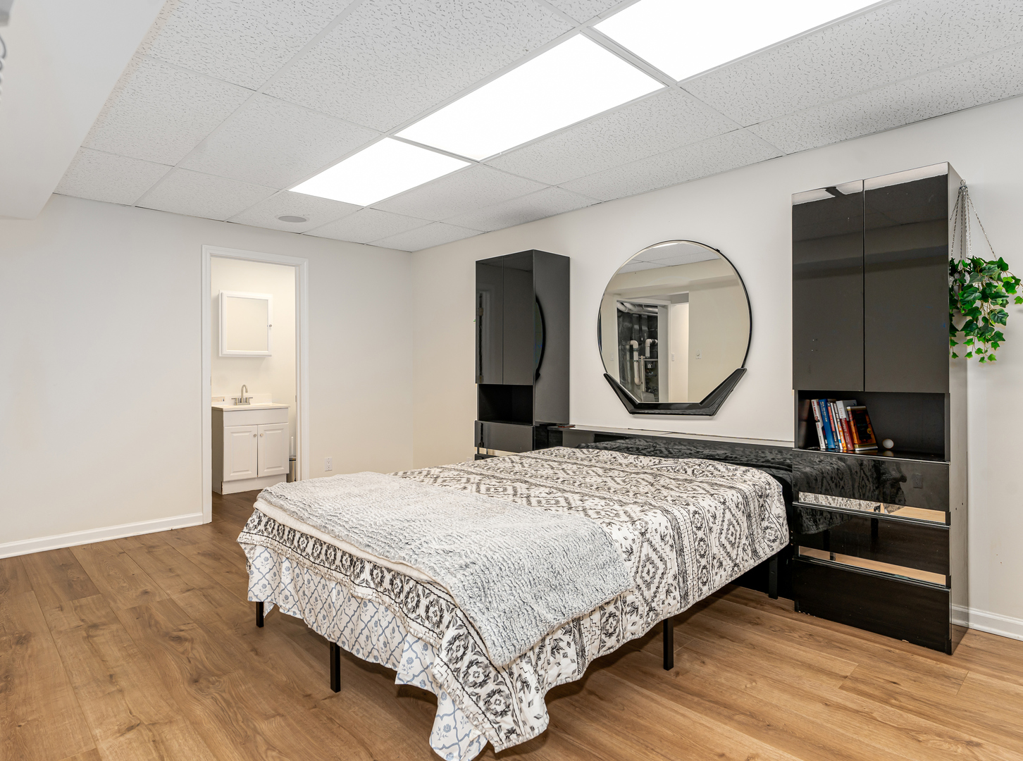 107 W North Street, Gardner, IL 60424