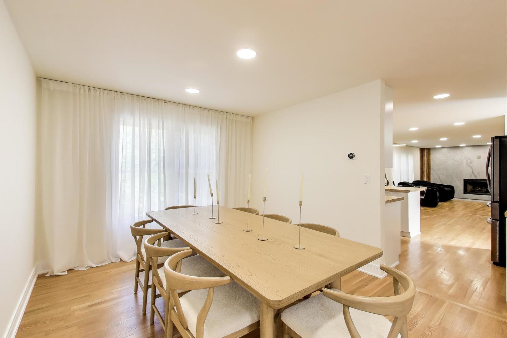 405 Windham Trail, Carpentersville, IL 60110