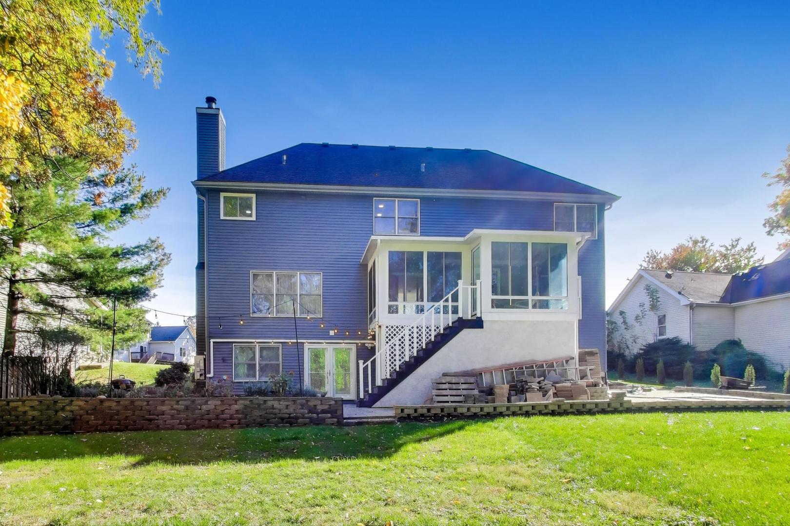 405 Windham Trail, Carpentersville, IL 60110