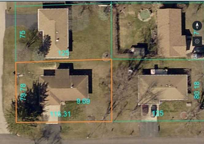 1988 S Bend Road, Rockford, IL 61109