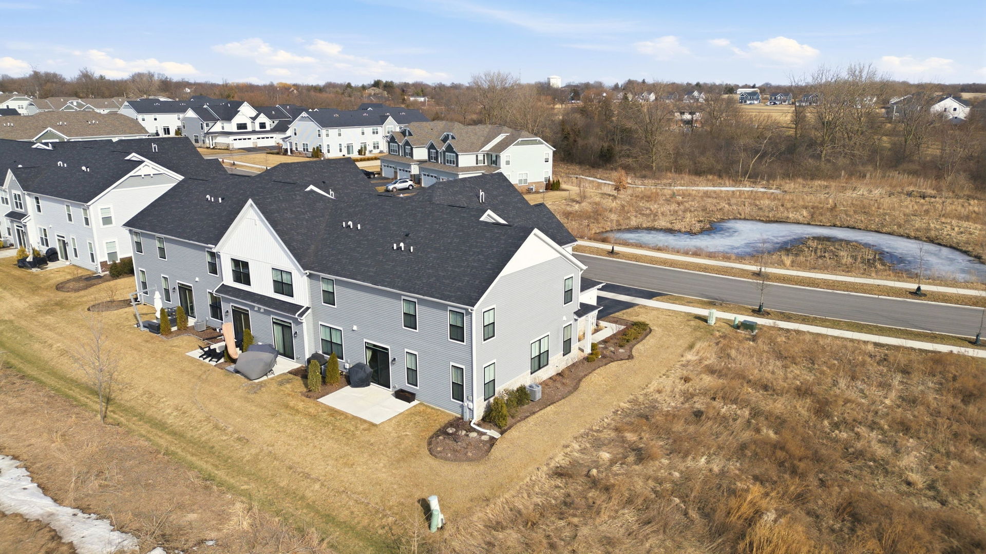 16436 S Wheatgrass Street, Lockport, IL 60441