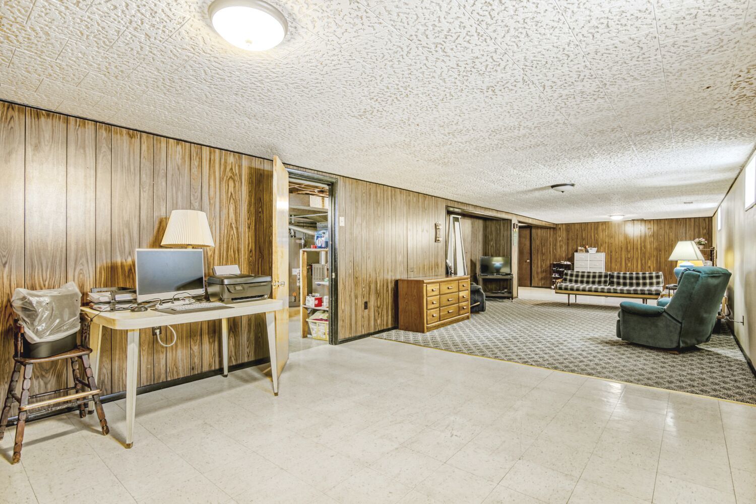 9004 Meade Avenue, Oak Lawn, IL 60453