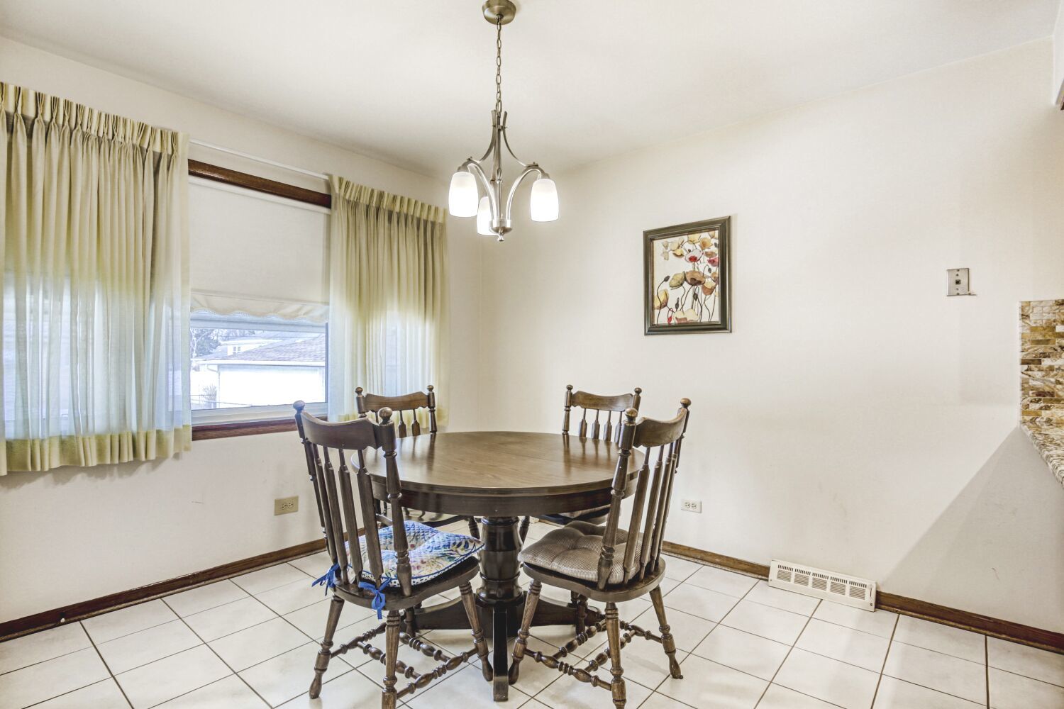 9004 Meade Avenue, Oak Lawn, IL 60453