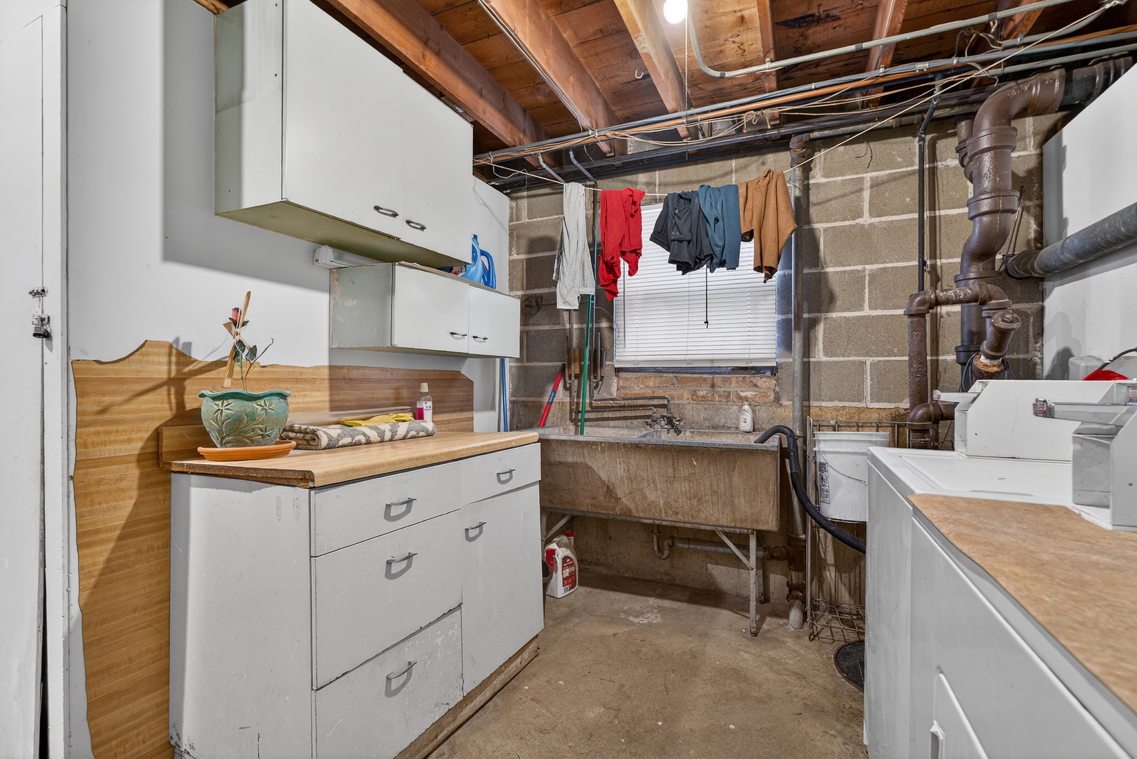 1524 N Caryl Avenue, Melrose Park, IL 60160