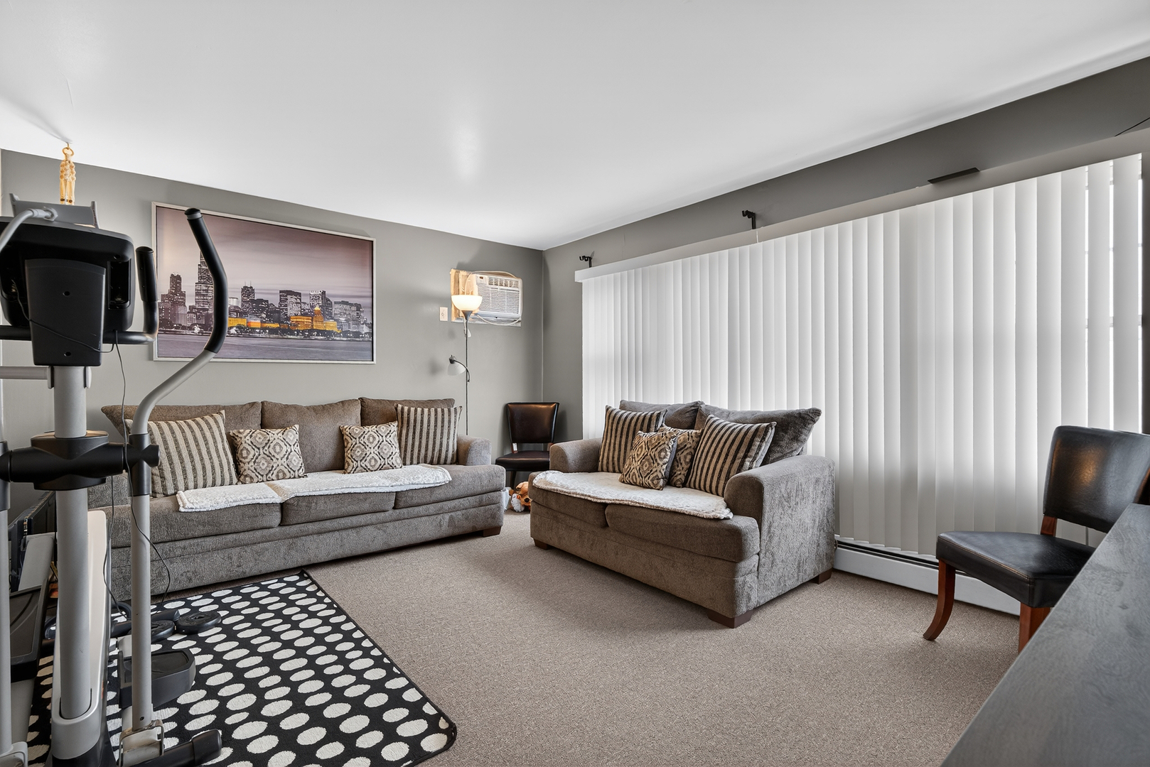 1524 N Caryl Avenue, Melrose Park, IL 60160