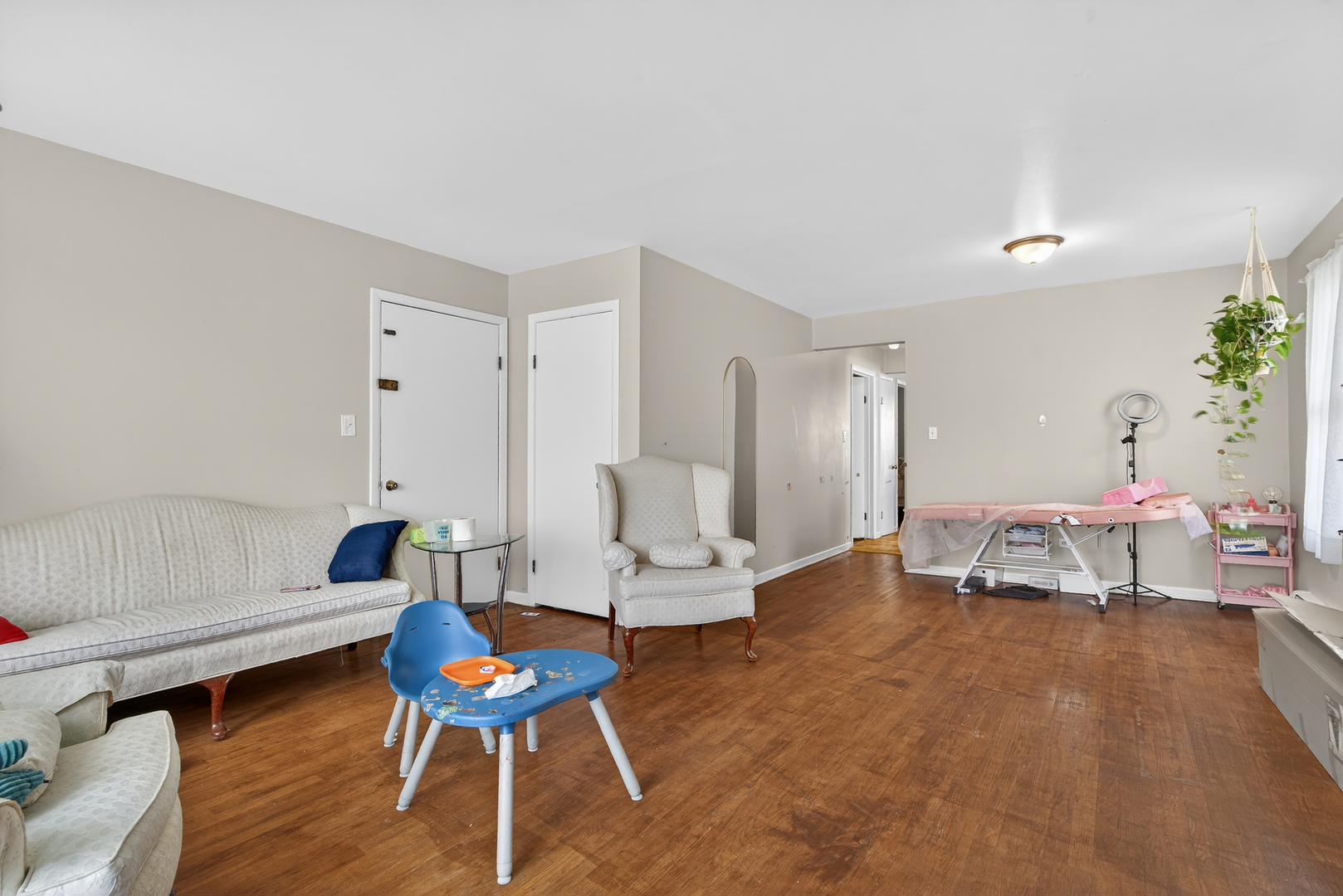 1524 N Caryl Avenue, Melrose Park, IL 60160