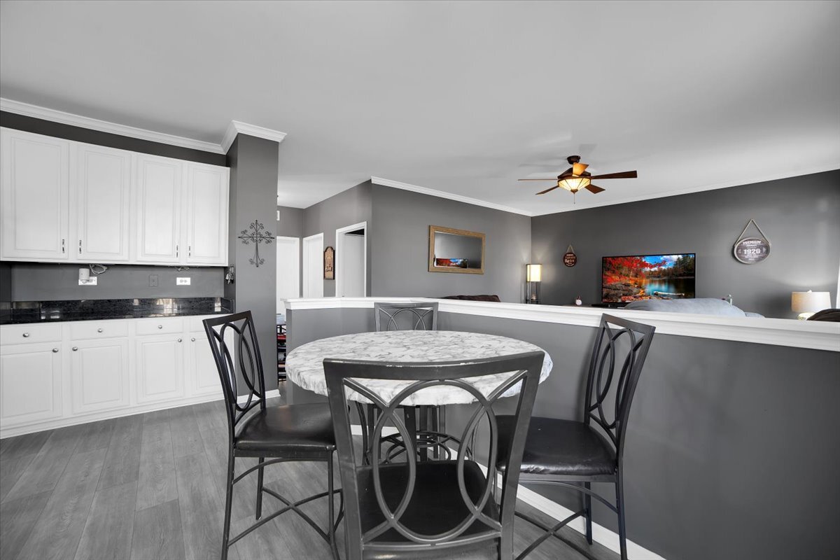 711 Blossom Court, Oswego, IL 60543