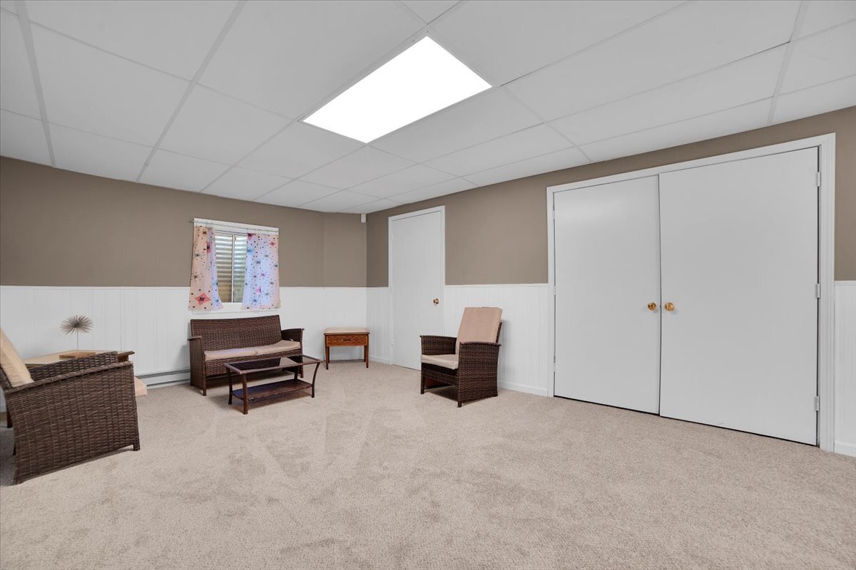 711 Blossom Court, Oswego, IL 60543