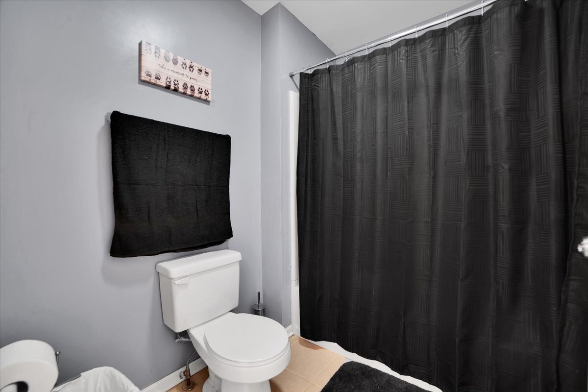 711 Blossom Court, Oswego, IL 60543