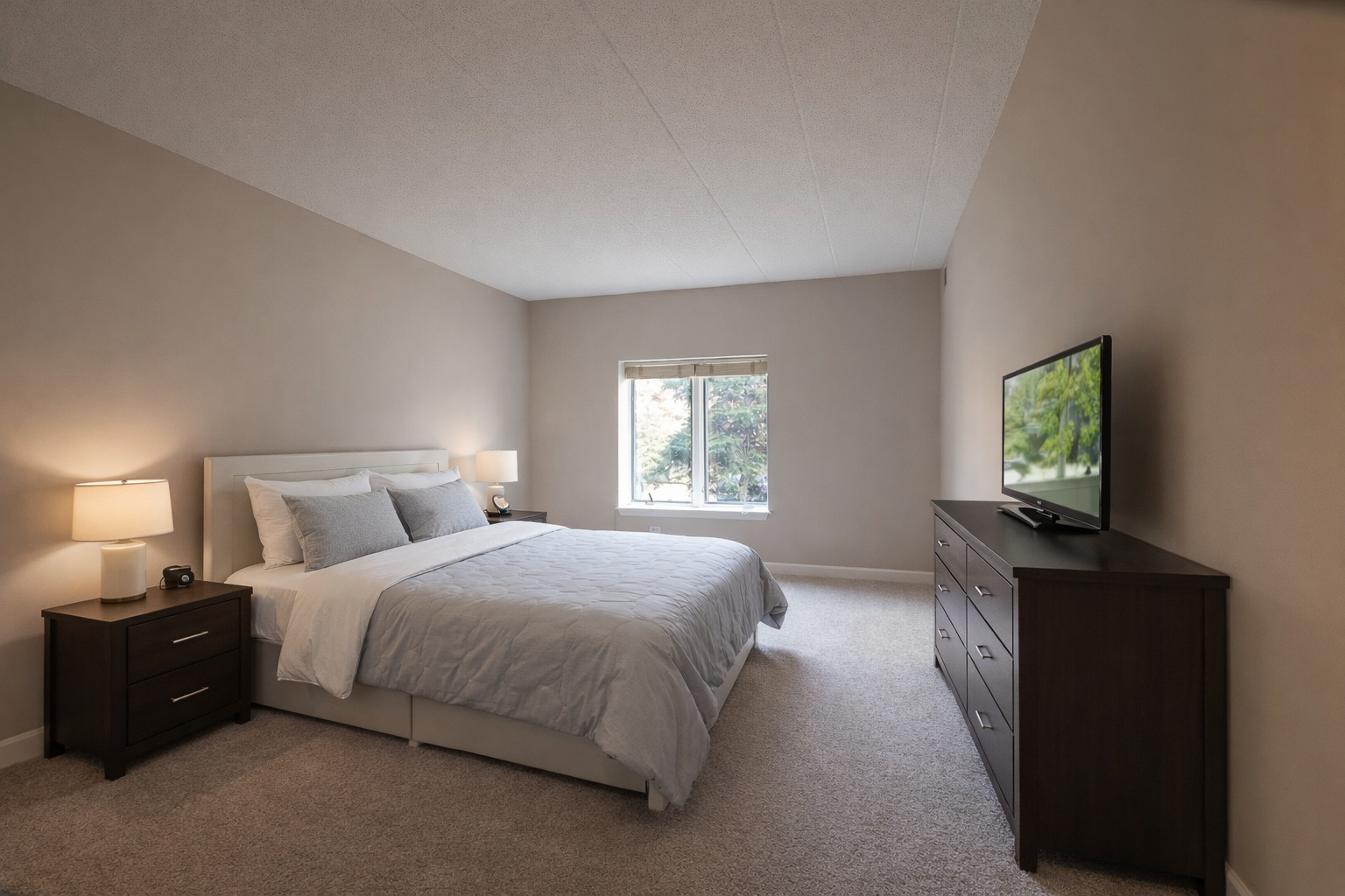 875 E 22nd Street #114, Lombard, IL 60148