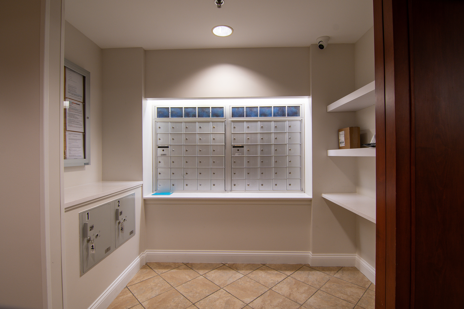 875 E 22nd Street #114, Lombard, IL 60148