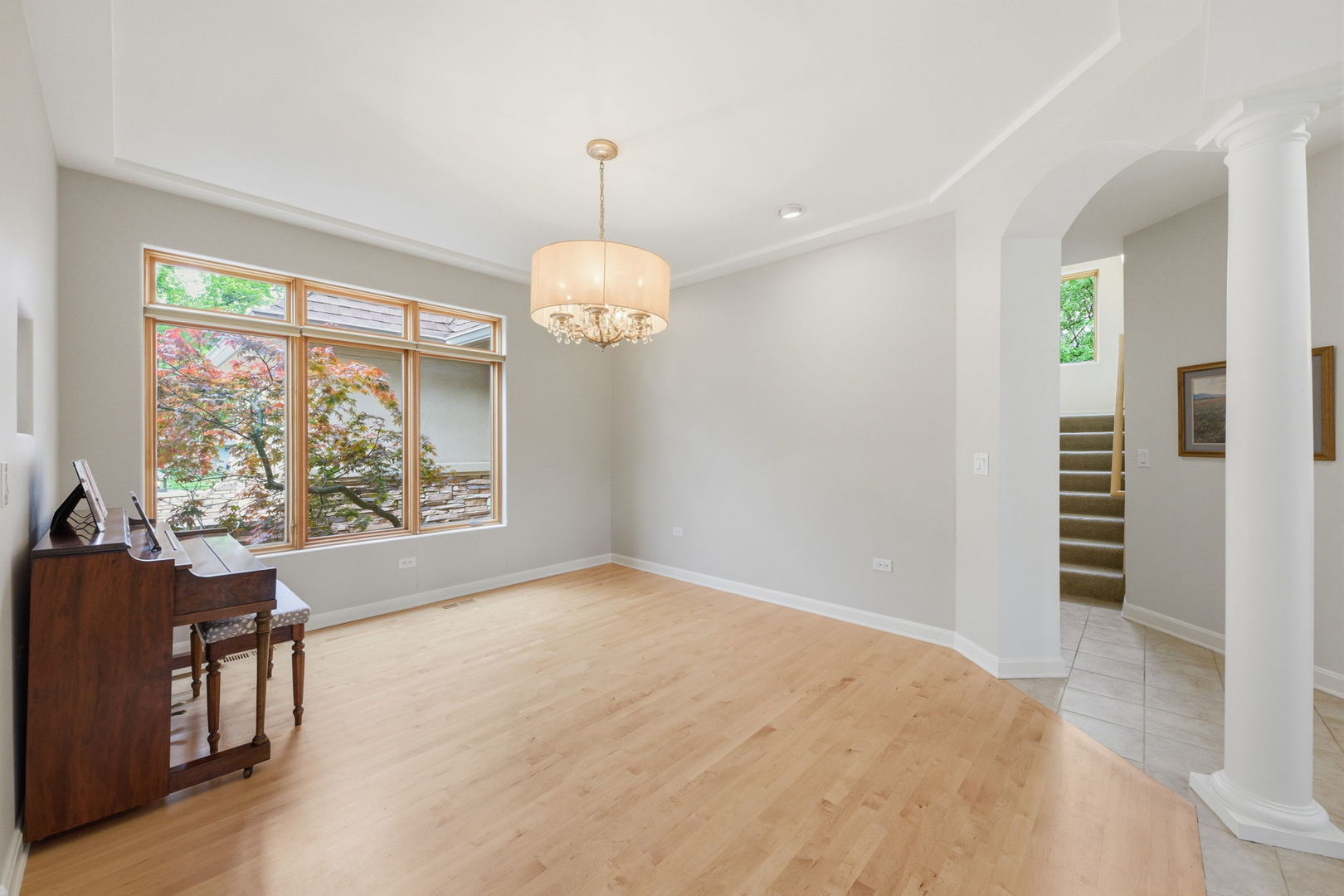 1076 Prairie Avenue, Naperville, IL 60540