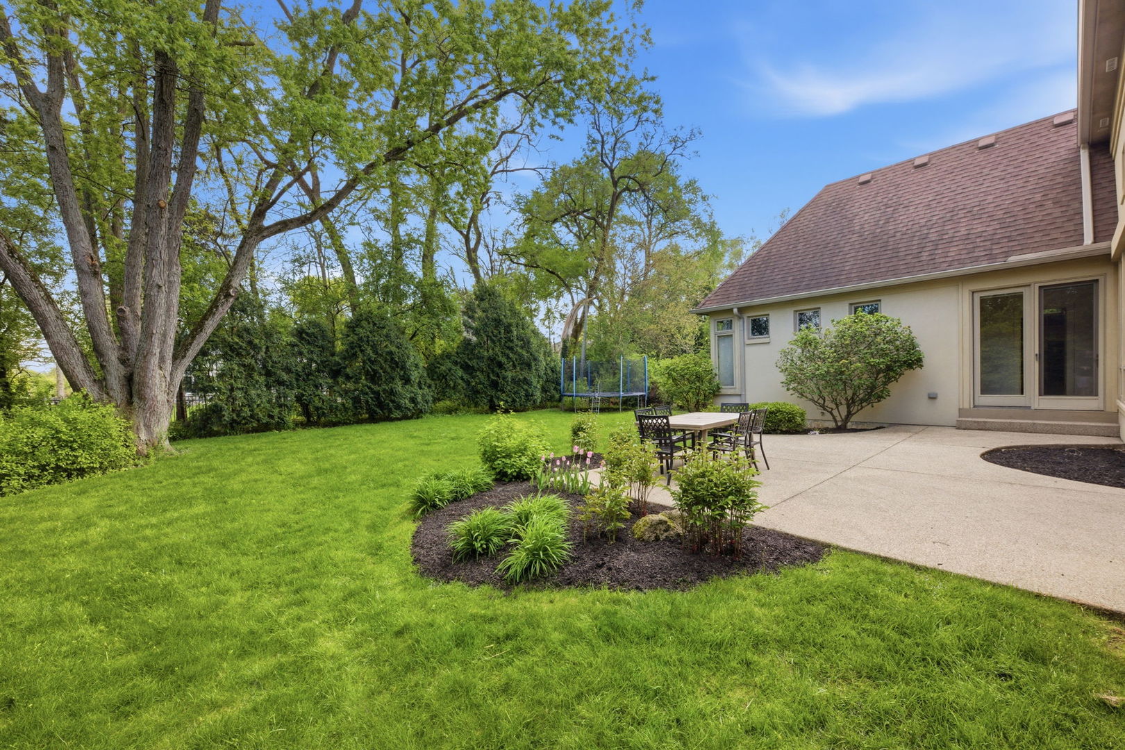 1076 Prairie Avenue, Naperville, IL 60540
