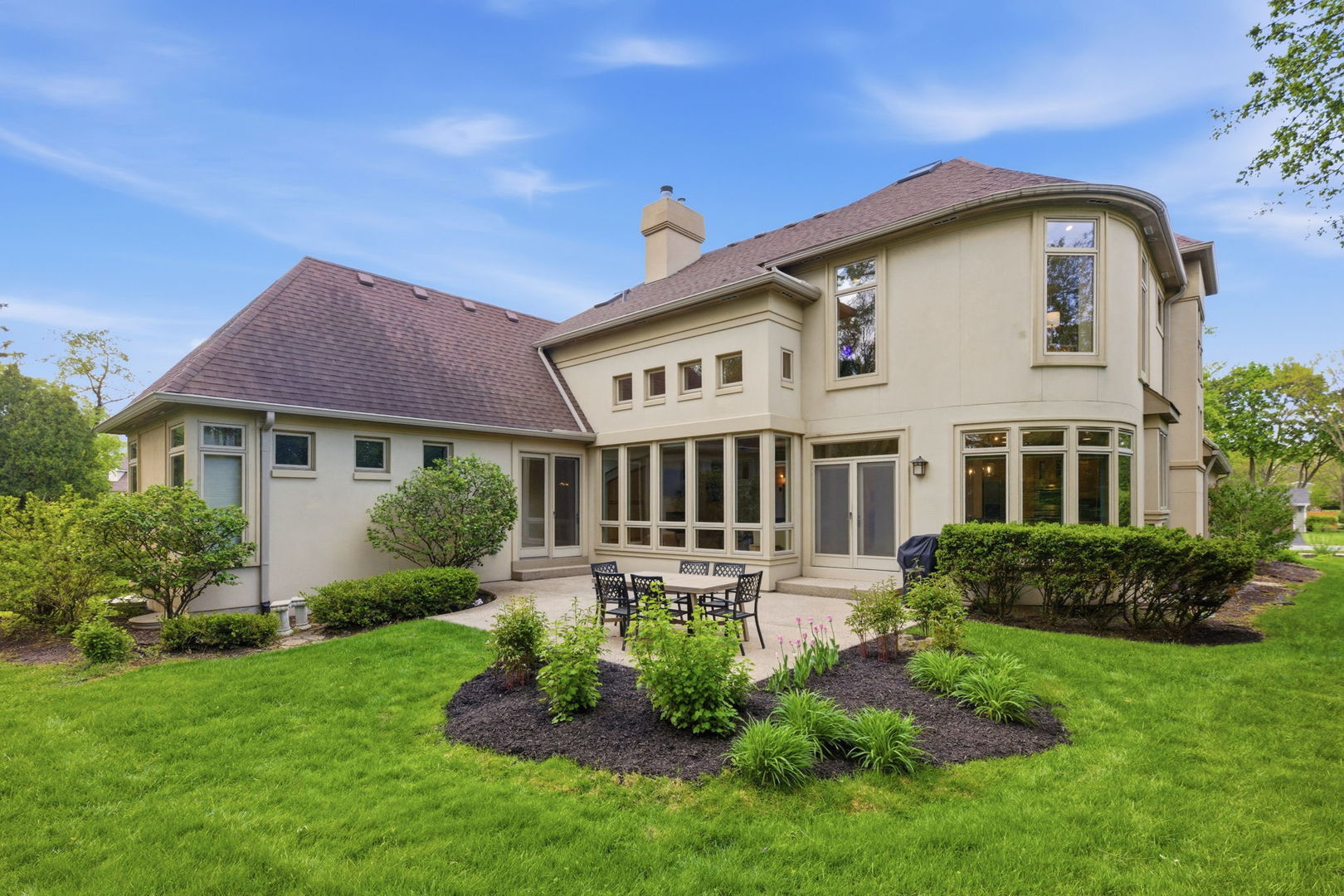 1076 Prairie Avenue, Naperville, IL 60540