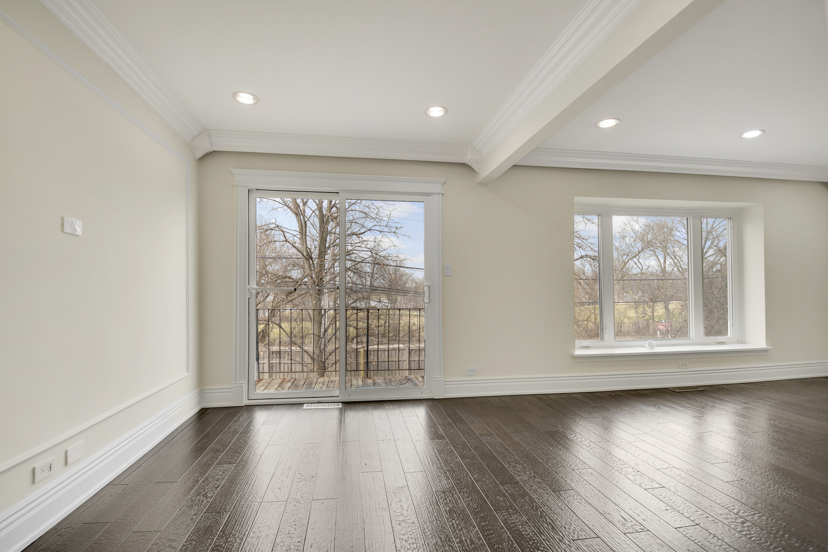 491 OLD SURREY Lane #B, Hinsdale, IL 60521