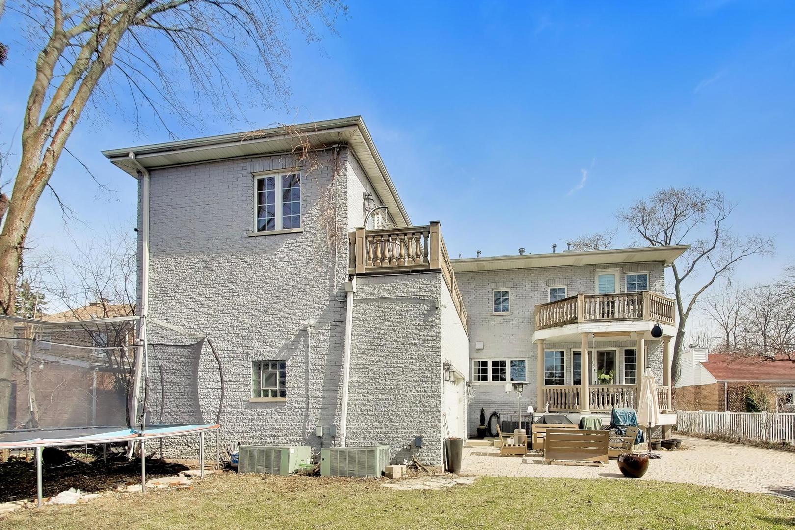 6642 N Kilbourn Avenue, Lincolnwood, IL 60712