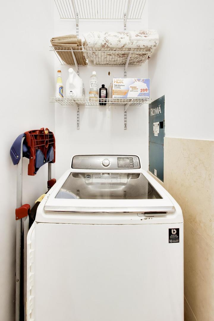 6642 N Kilbourn Avenue, Lincolnwood, IL 60712