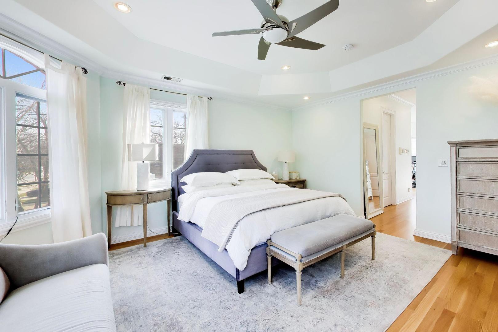 6642 N Kilbourn Avenue, Lincolnwood, IL 60712