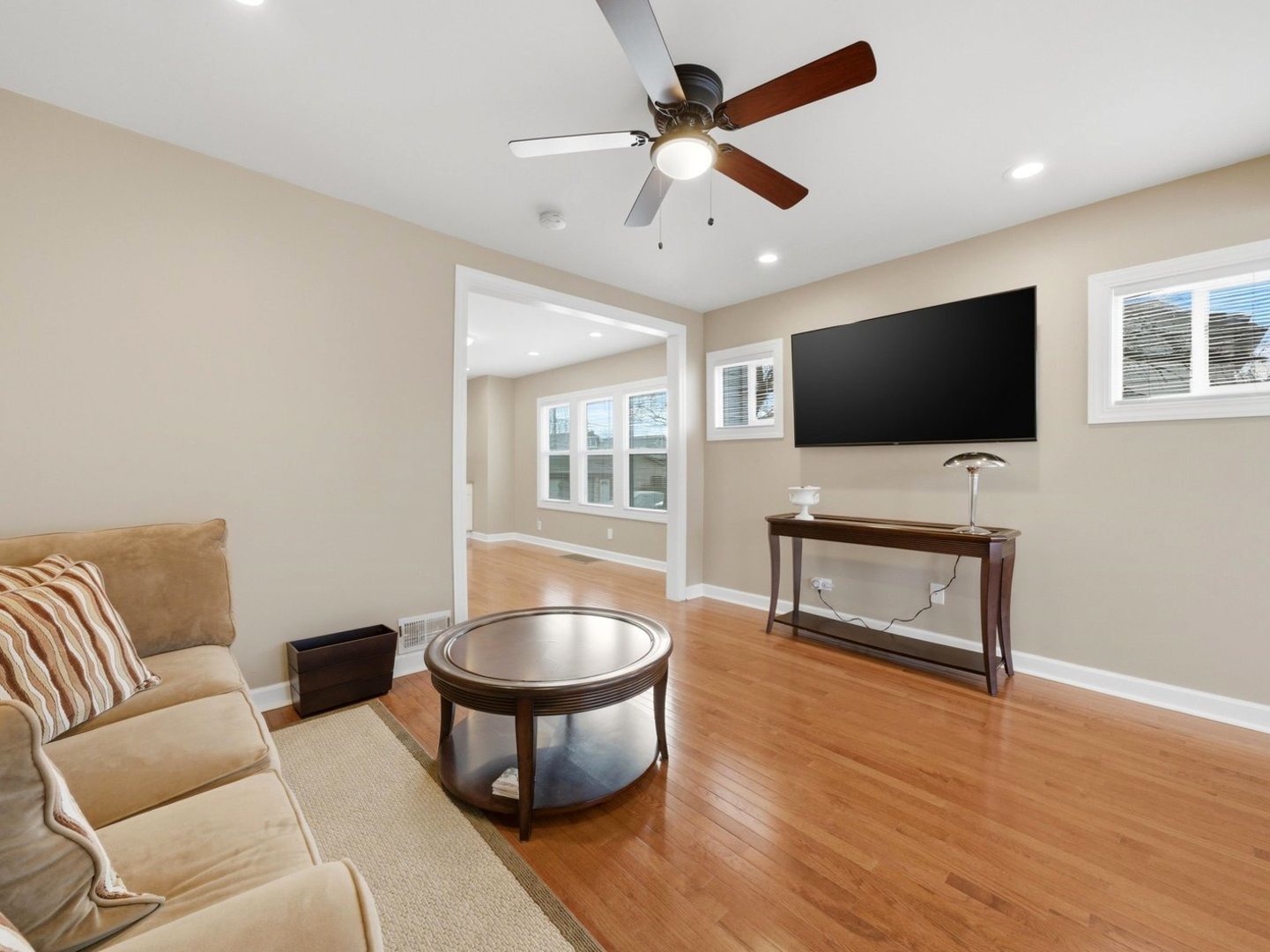 1627 S 14th Avenue, Maywood, IL 60153