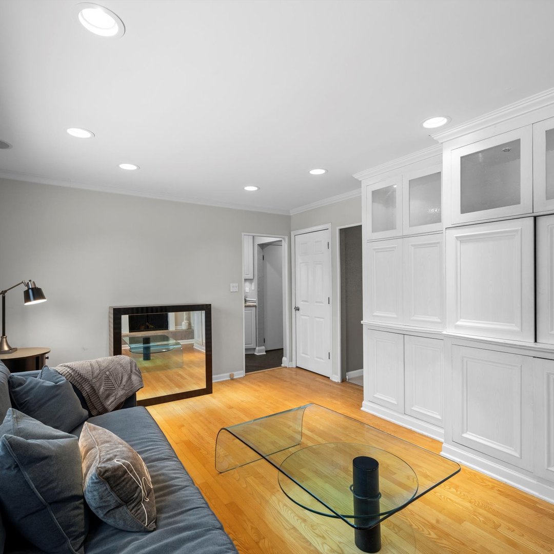 440 Burnt Ember Lane, Buffalo Grove, IL 60089