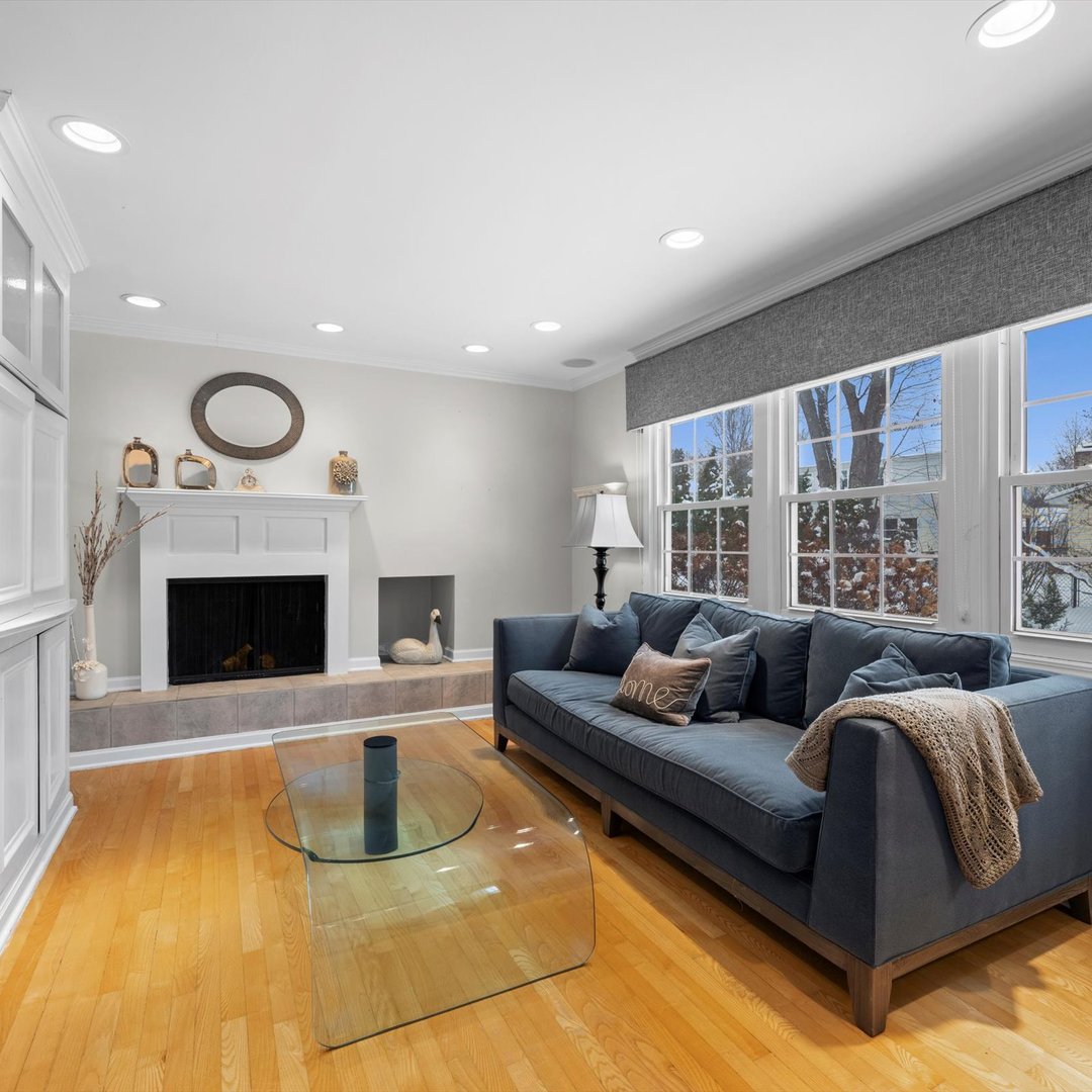 440 Burnt Ember Lane, Buffalo Grove, IL 60089