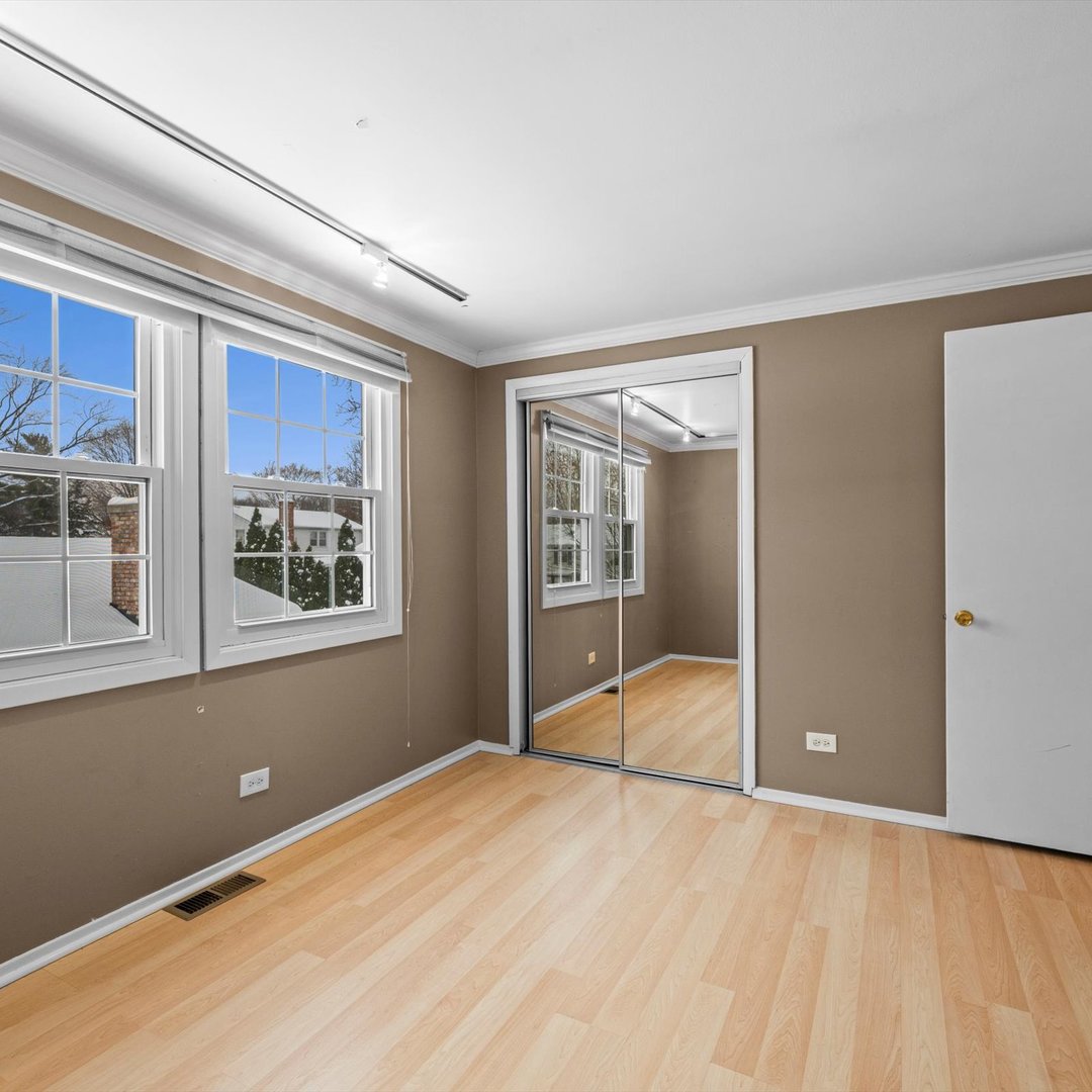 440 Burnt Ember Lane, Buffalo Grove, IL 60089