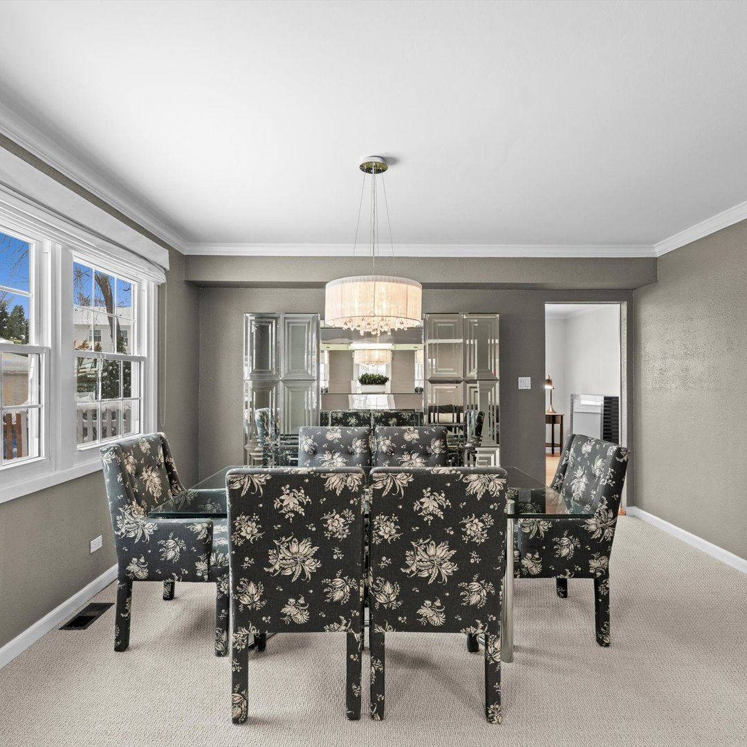 440 Burnt Ember Lane, Buffalo Grove, IL 60089